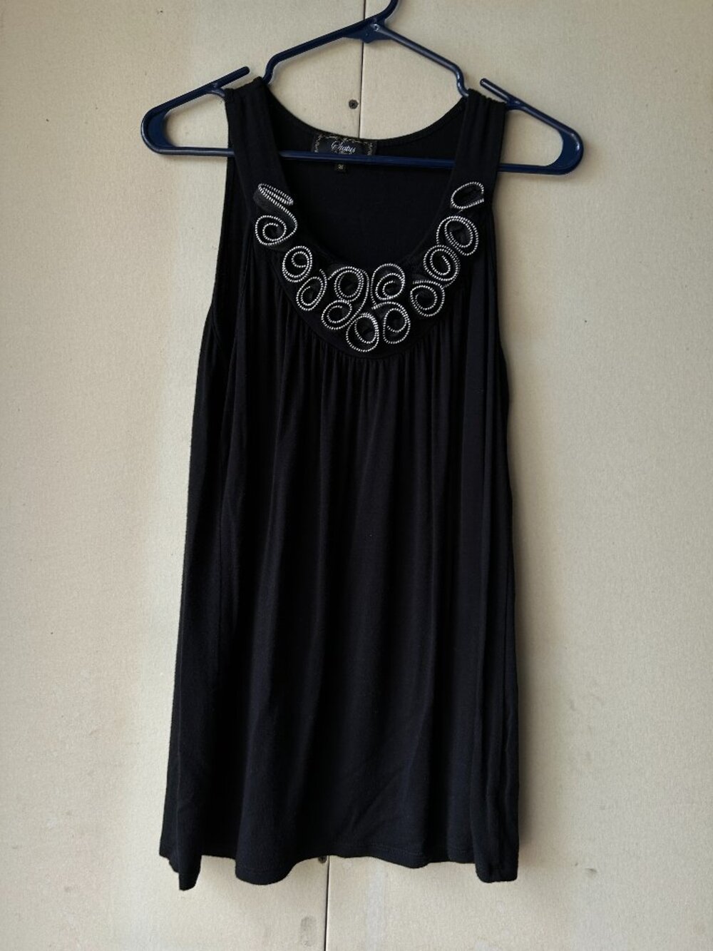 Women's Zipper Embellished Tank Top Status by Chenault Size Medium